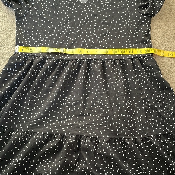 Black & White Polka Dots Bohemian Balloon Sleeves Loose Fit Dress Size Small - Picture 8 of 10